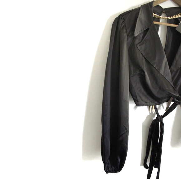 Privy Privately Privileged NWT Black Faux Satin Wrap Cropped Top with Gold Chain - Picture 2 of 10